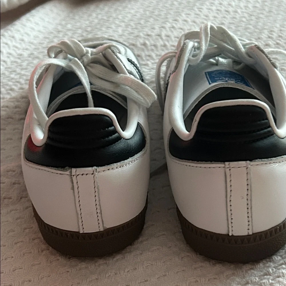 Adidas Classic Samba Sneakers - Picture 7 of 11